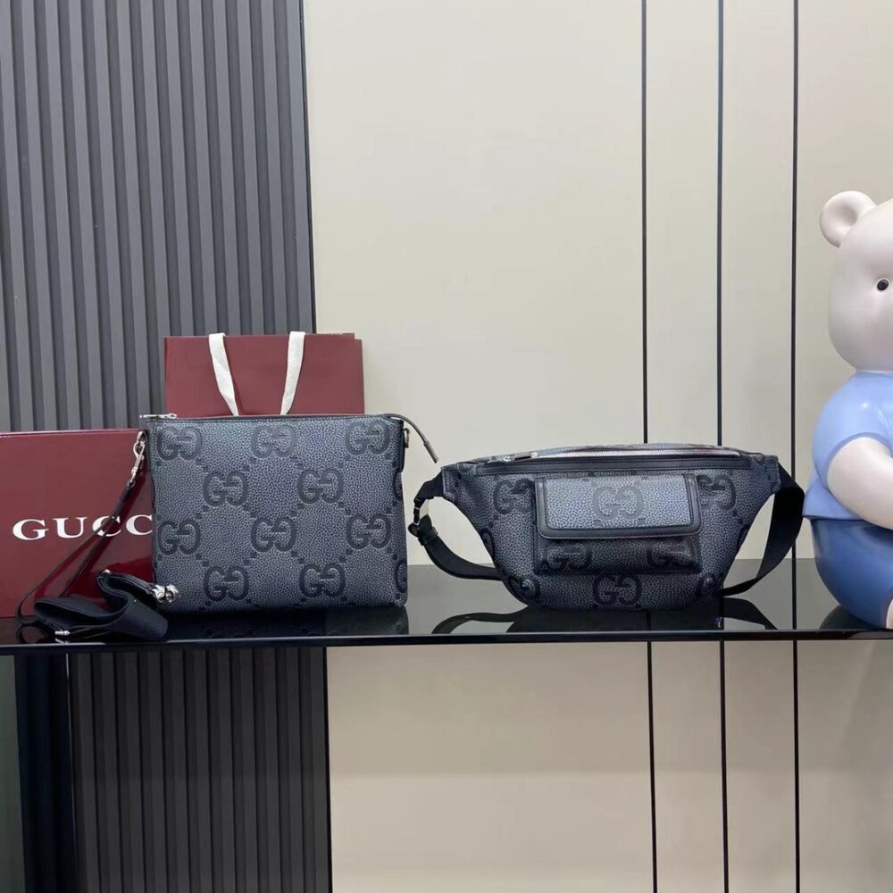 GUCCI messenger bag