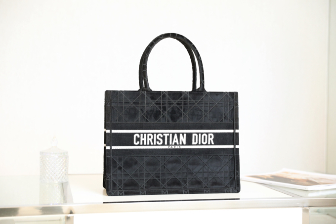 DIOR  TOTE
