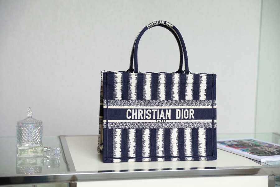 Dior book tote
