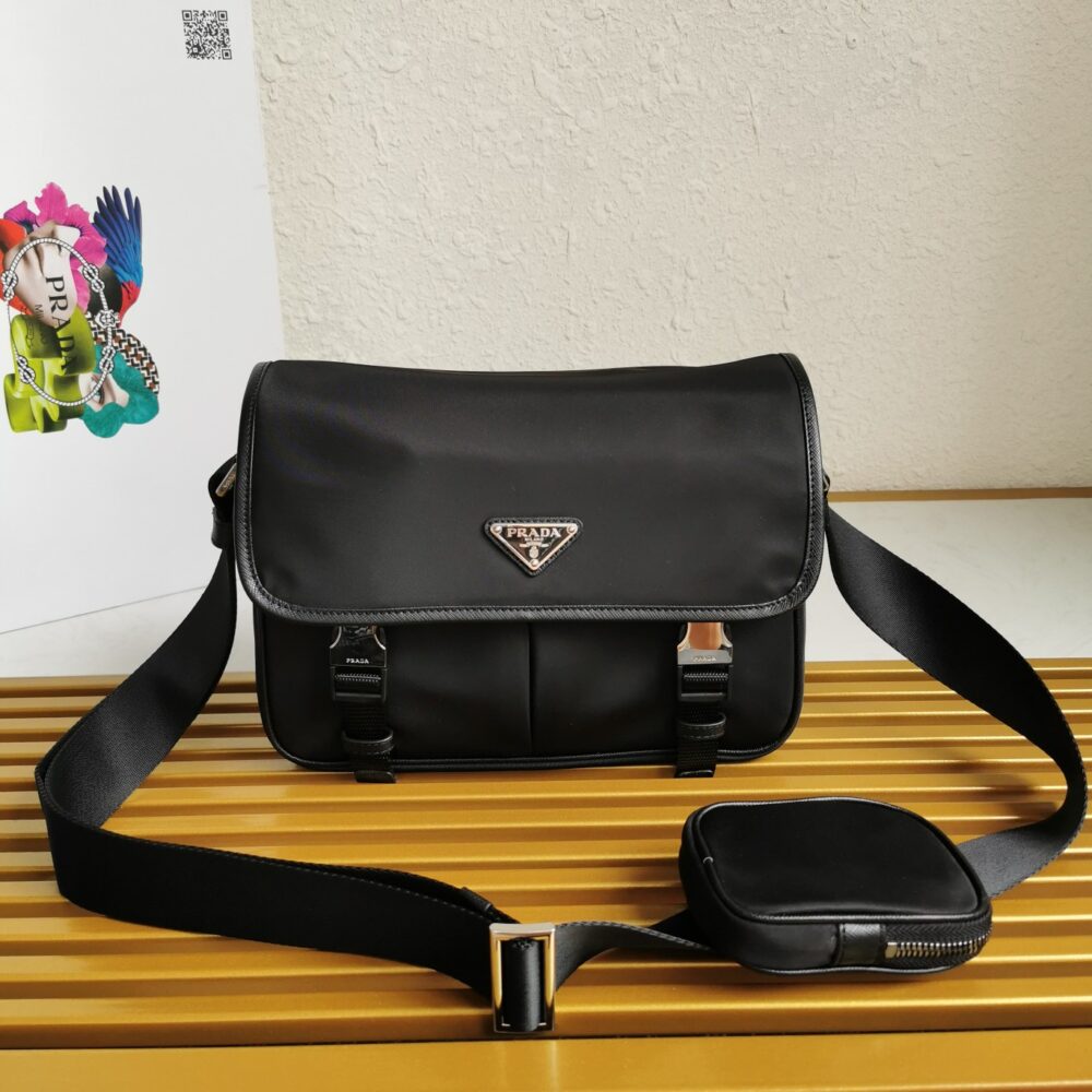 Prada New messenger bag 2VD769 arrives
