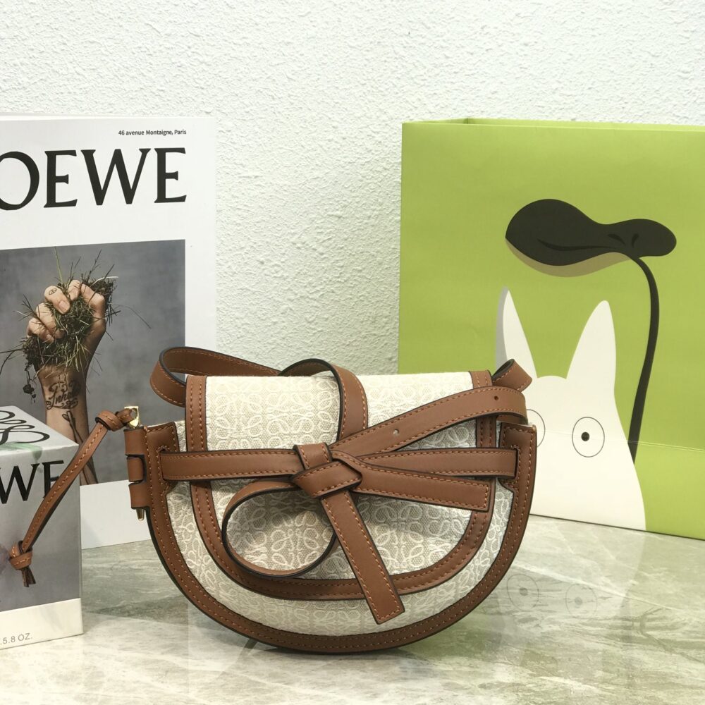 Loewe The design of Gate